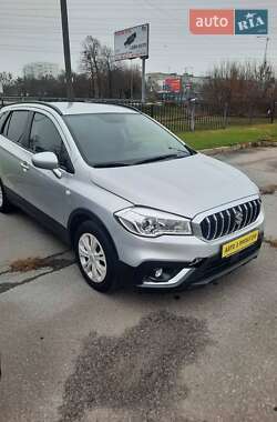 Внедорожник / Кроссовер Suzuki SX4 2019 в Полтаве