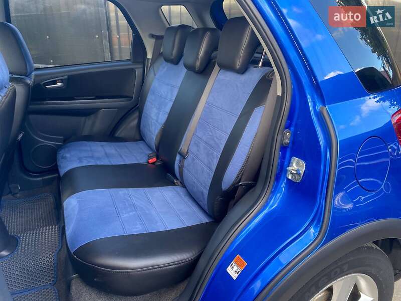 Хэтчбек Suzuki SX4 2007 в Киеве