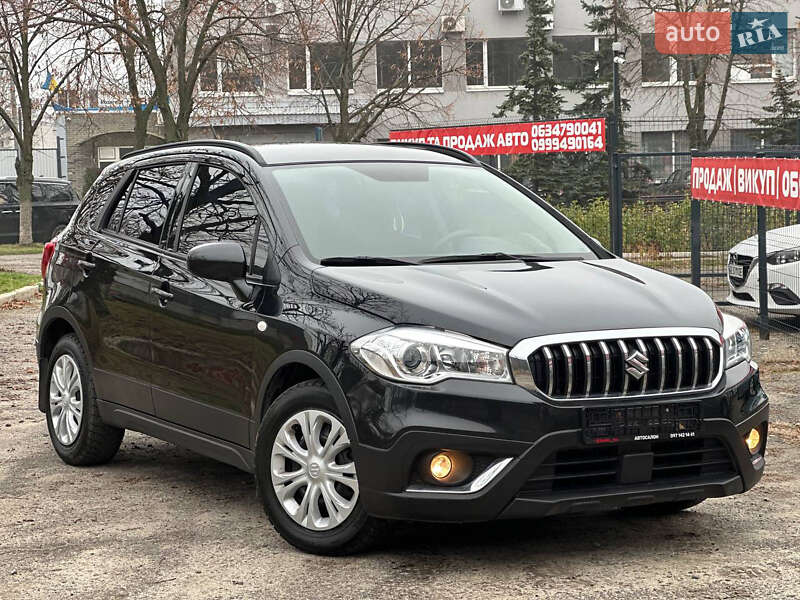 Внедорожник / Кроссовер Suzuki SX4 2017 в Днепре
