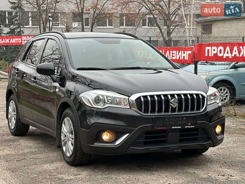 Внедорожник / Кроссовер Suzuki SX4 2017 в Днепре