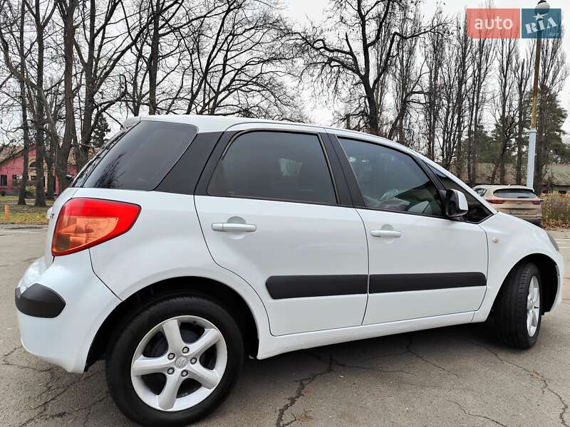 Хэтчбек Suzuki SX4 2009 в Киеве