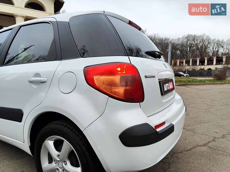 Хэтчбек Suzuki SX4 2009 в Киеве