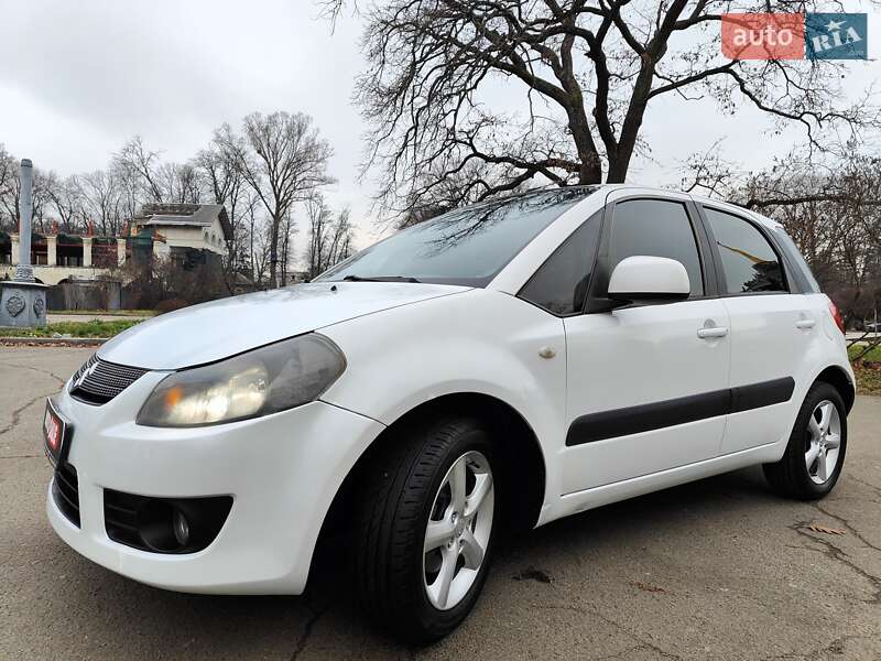 Хэтчбек Suzuki SX4 2009 в Киеве