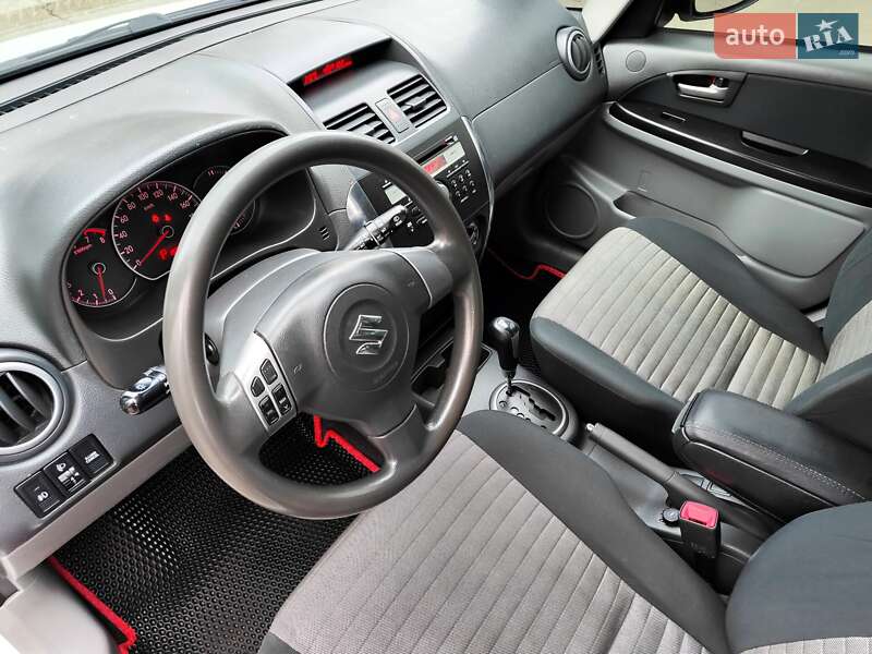 Хэтчбек Suzuki SX4 2009 в Киеве