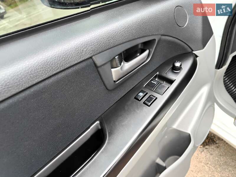 Хэтчбек Suzuki SX4 2009 в Киеве