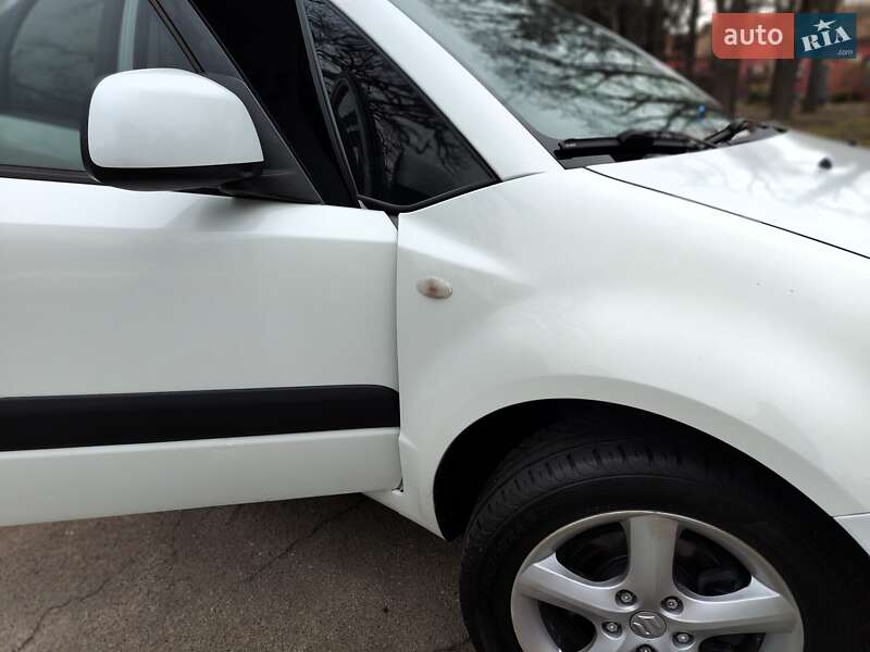 Хэтчбек Suzuki SX4 2009 в Киеве