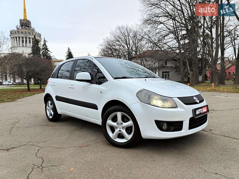 Хэтчбек Suzuki SX4 2009 в Киеве