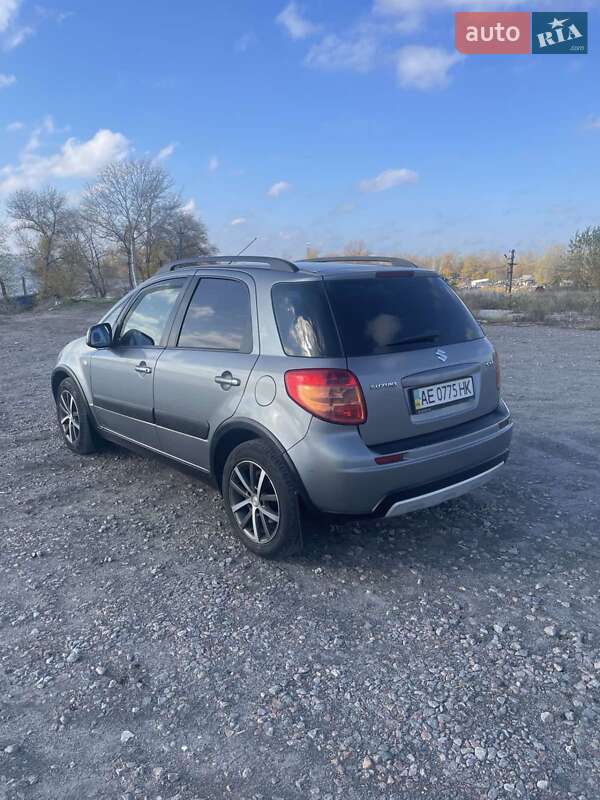 Позашляховик / Кросовер Suzuki SX4 2013 в Дніпрі фото 4 Позашляховик / Кросовер Suzuki SX4 2013 в Дніпрі