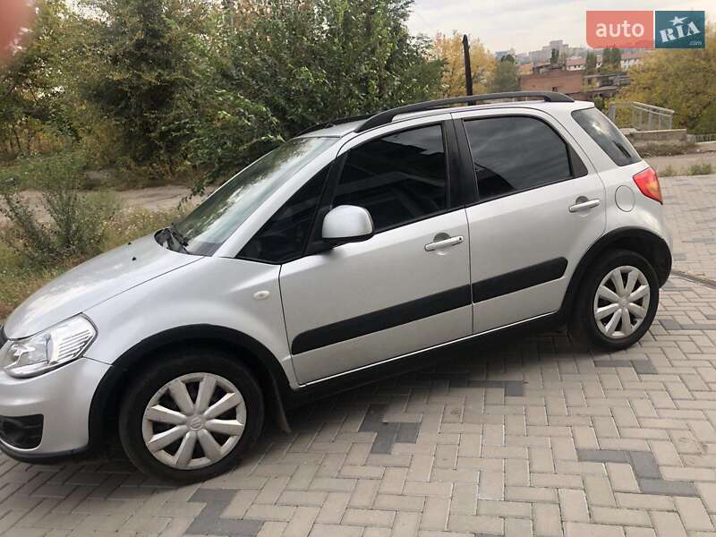 Suzuki SX4 2010 Suzuki SX4 2010