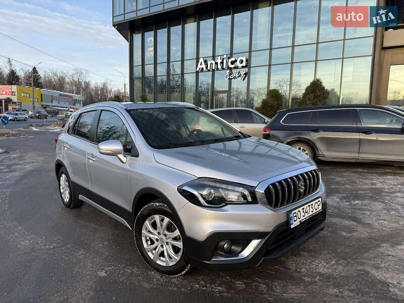 Внедорожник / Кроссовер Suzuki SX4 2020 в Тернополе