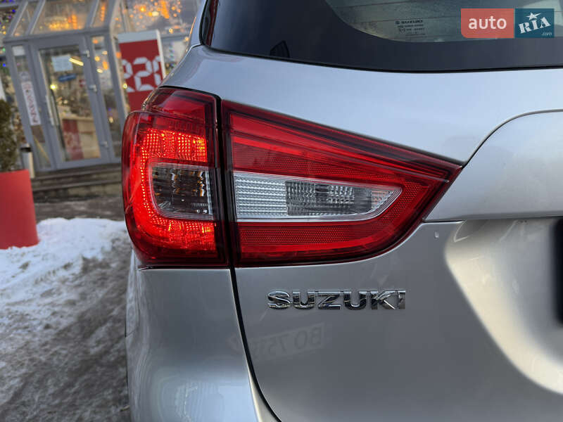 Внедорожник / Кроссовер Suzuki SX4 2020 в Тернополе