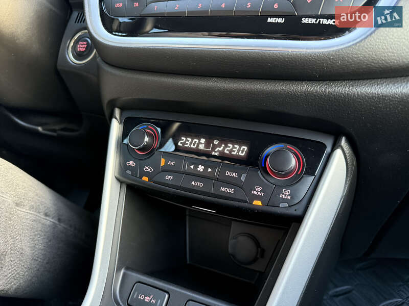 Внедорожник / Кроссовер Suzuki SX4 2020 в Тернополе