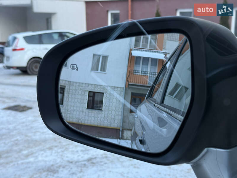 Внедорожник / Кроссовер Suzuki SX4 2020 в Тернополе