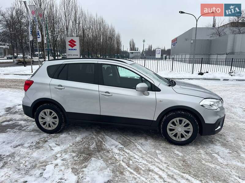 Внедорожник / Кроссовер Suzuki SX4 2019 в Полтаве