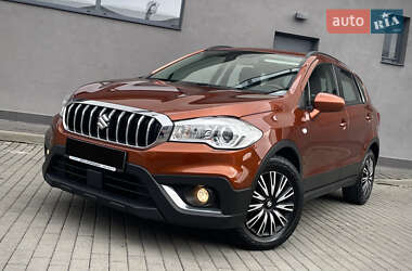 Позашляховик / Кросовер Suzuki SX4 2019 в Мукачевому