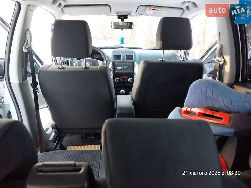 Внедорожник / Кроссовер Suzuki SX4 2012 в Ивано-Франковске