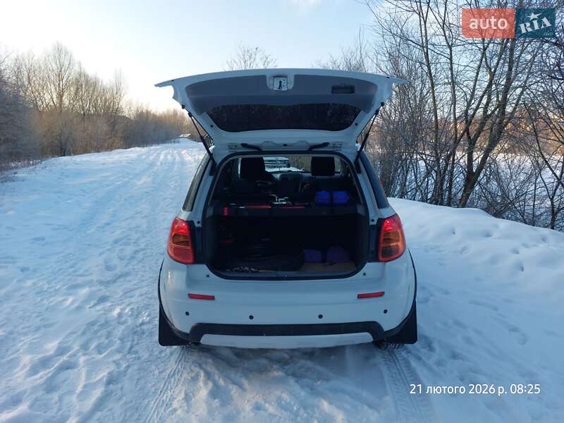 Внедорожник / Кроссовер Suzuki SX4 2012 в Ивано-Франковске