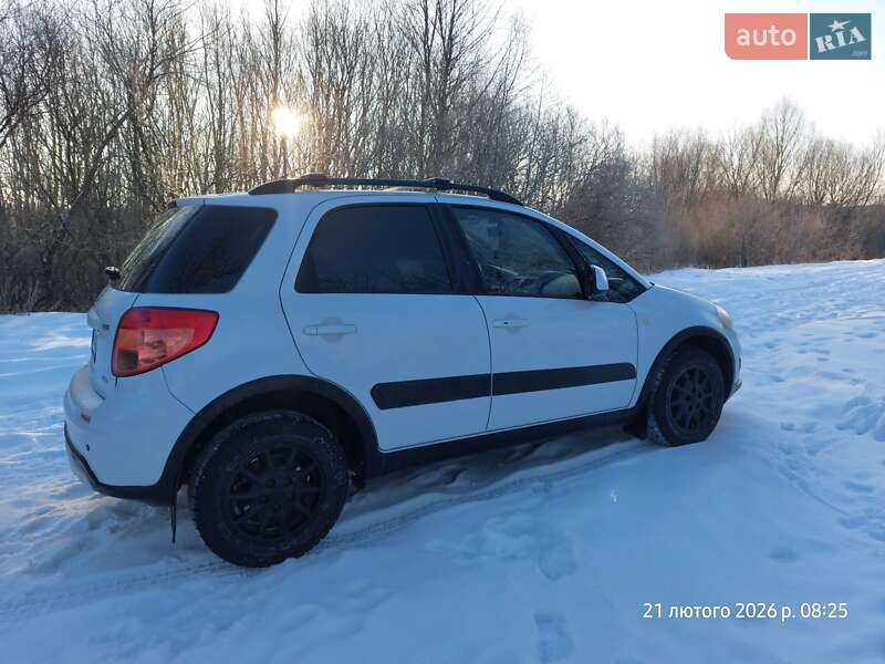 Внедорожник / Кроссовер Suzuki SX4 2012 в Ивано-Франковске