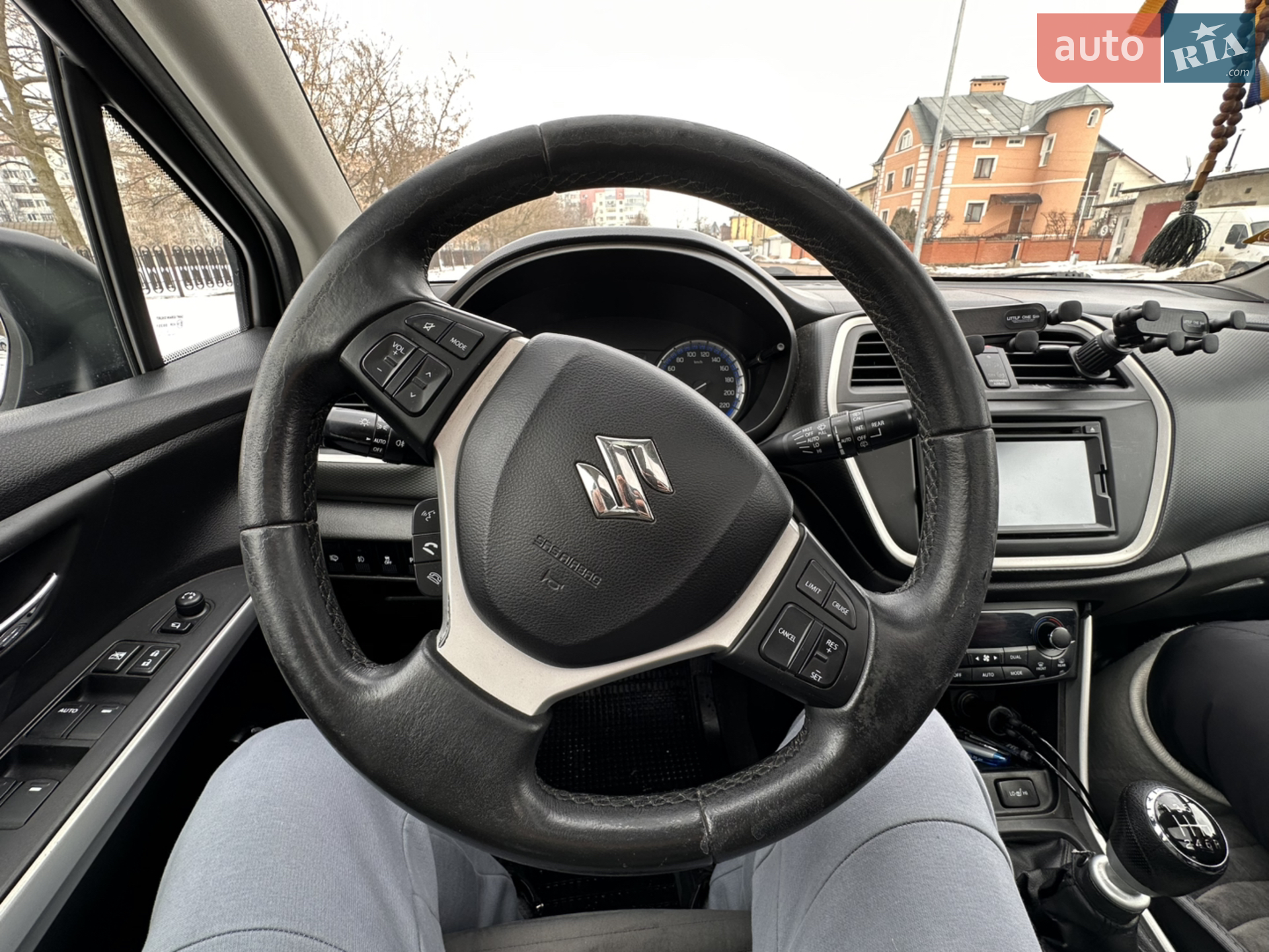 2013 Suzuki SX4 - мініатюра 11