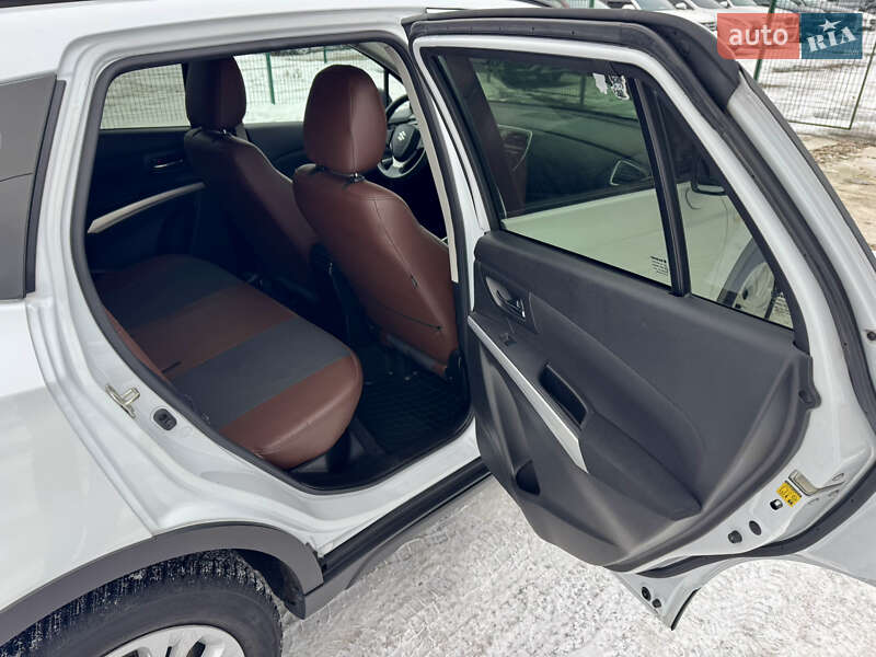 Внедорожник / Кроссовер Suzuki SX4 2017 в Киеве фото 61 Внедорожник / Кроссовер Suzuki SX4 2017 в Киеве