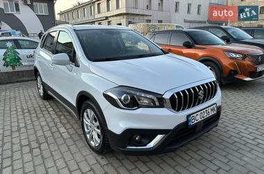 Позашляховик / Кросовер Suzuki SX4 2017 в Львові