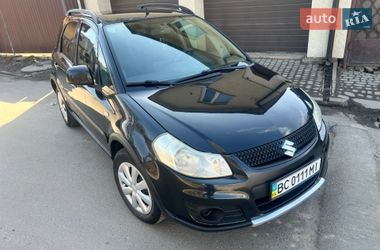 Внедорожник / Кроссовер Suzuki SX4 2013 в Львове