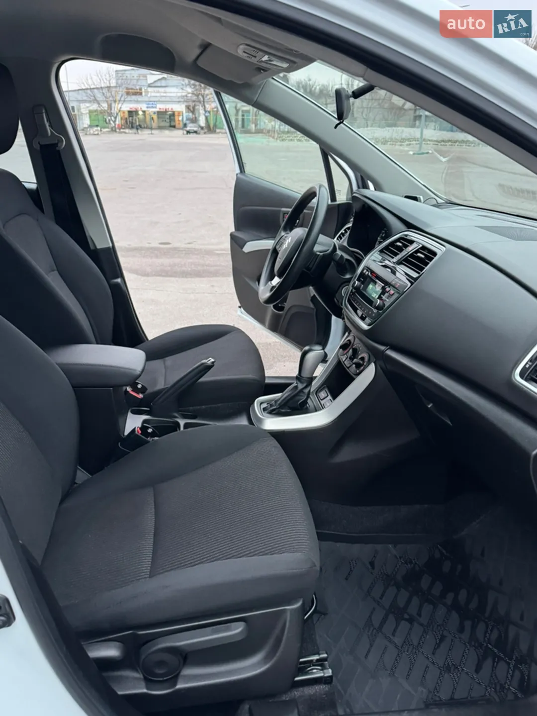 2020 Suzuki SX4 - мініатюра 27