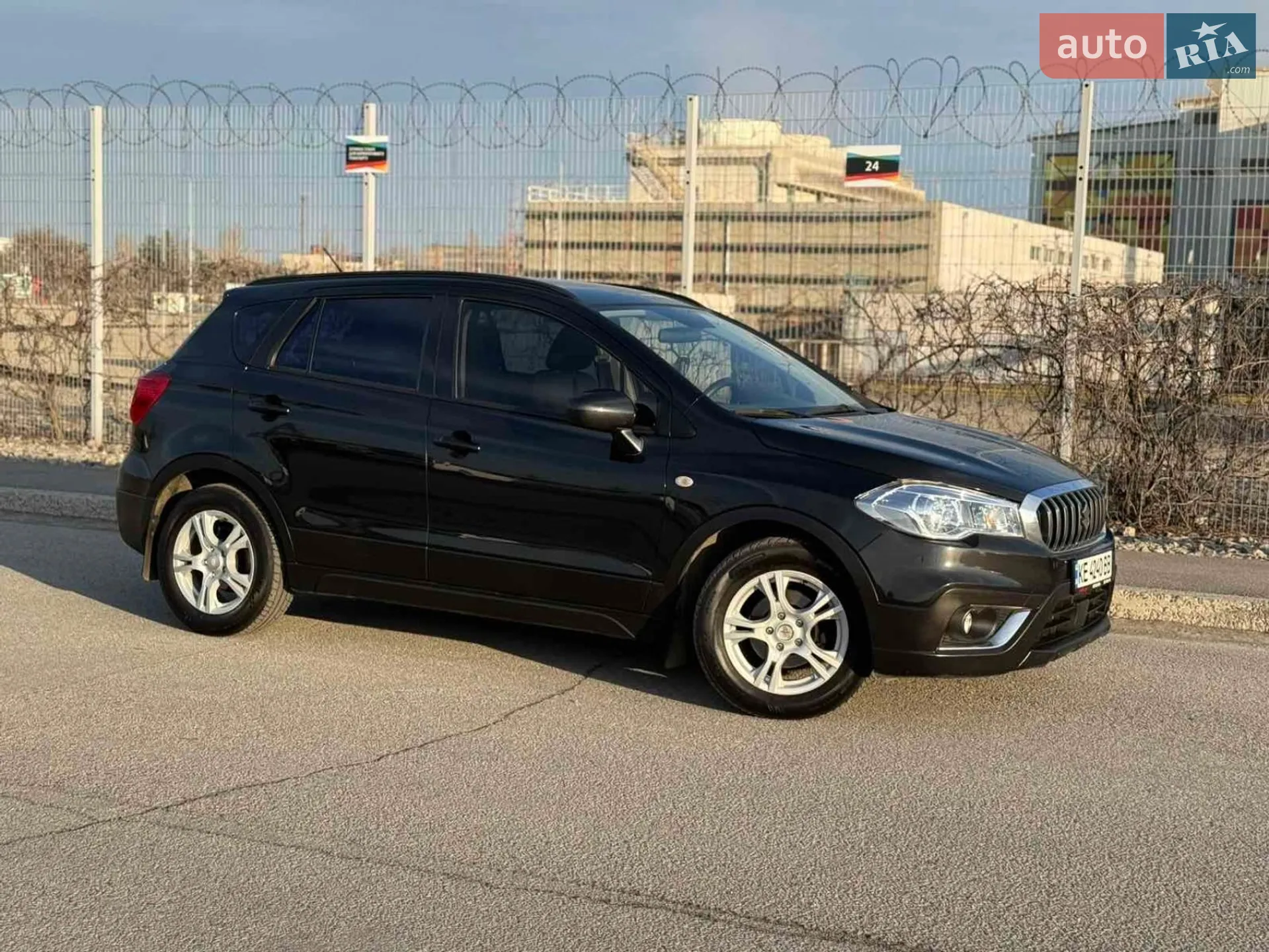 2017 Suzuki SX4 - мініатюра 14