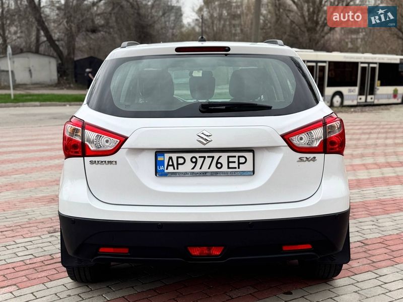 Позашляховик / Кросовер Suzuki SX4 2019 в Запоріжжі