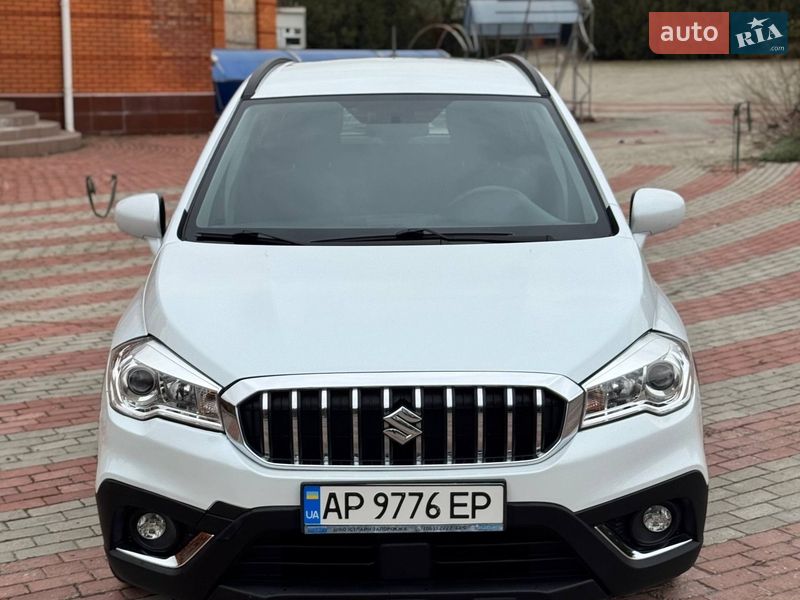 Позашляховик / Кросовер Suzuki SX4 2019 в Запоріжжі