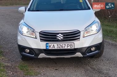 Позашляховик / Кросовер Suzuki SX4 2013 в Києві