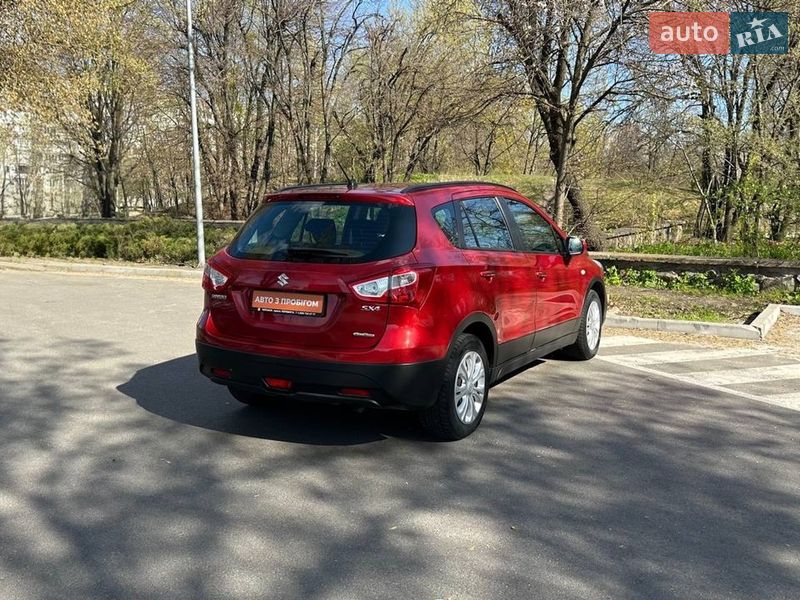 Внедорожник / Кроссовер Suzuki SX4 2020 в Черкассах фото 4 Внедорожник / Кроссовер Suzuki SX4 2020 в Черкассах