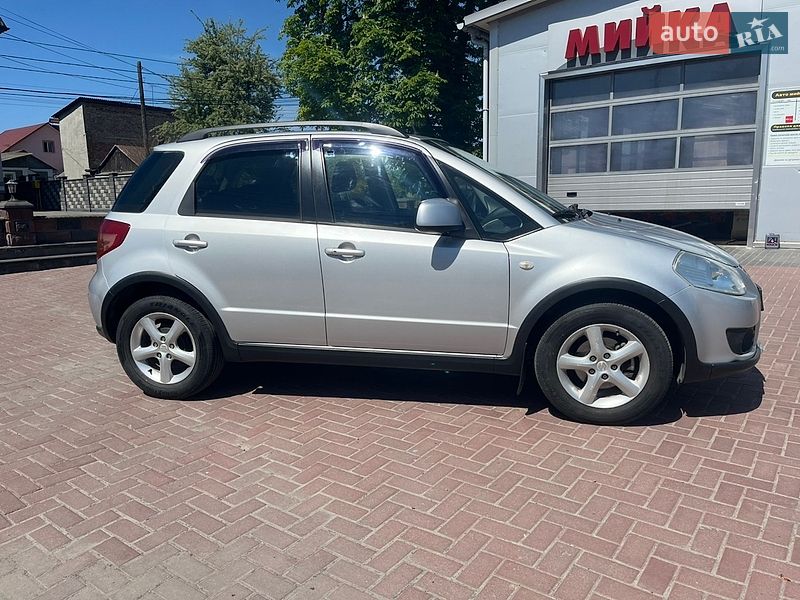 Внедорожник / Кроссовер Suzuki SX4 2009 в Дубно