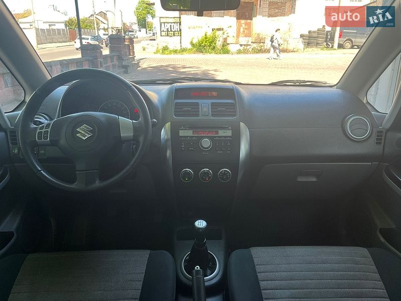 Внедорожник / Кроссовер Suzuki SX4 2009 в Дубно