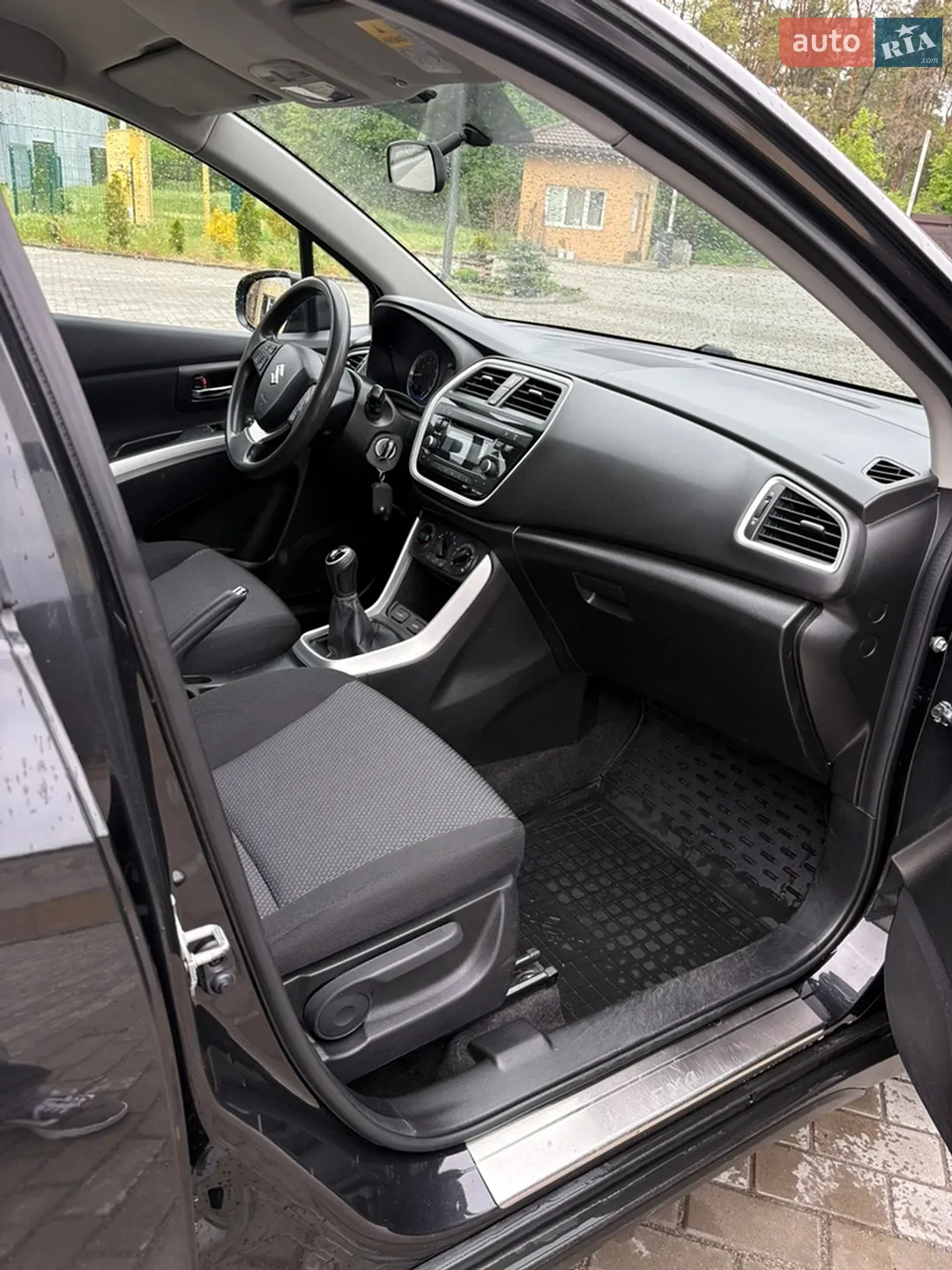 2016 Suzuki SX4 - мініатюра 14