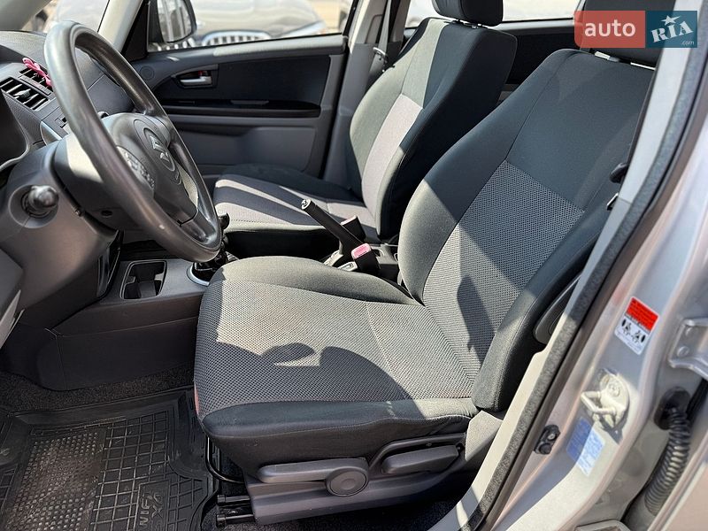 Хэтчбек Suzuki SX4 2007 в Львове