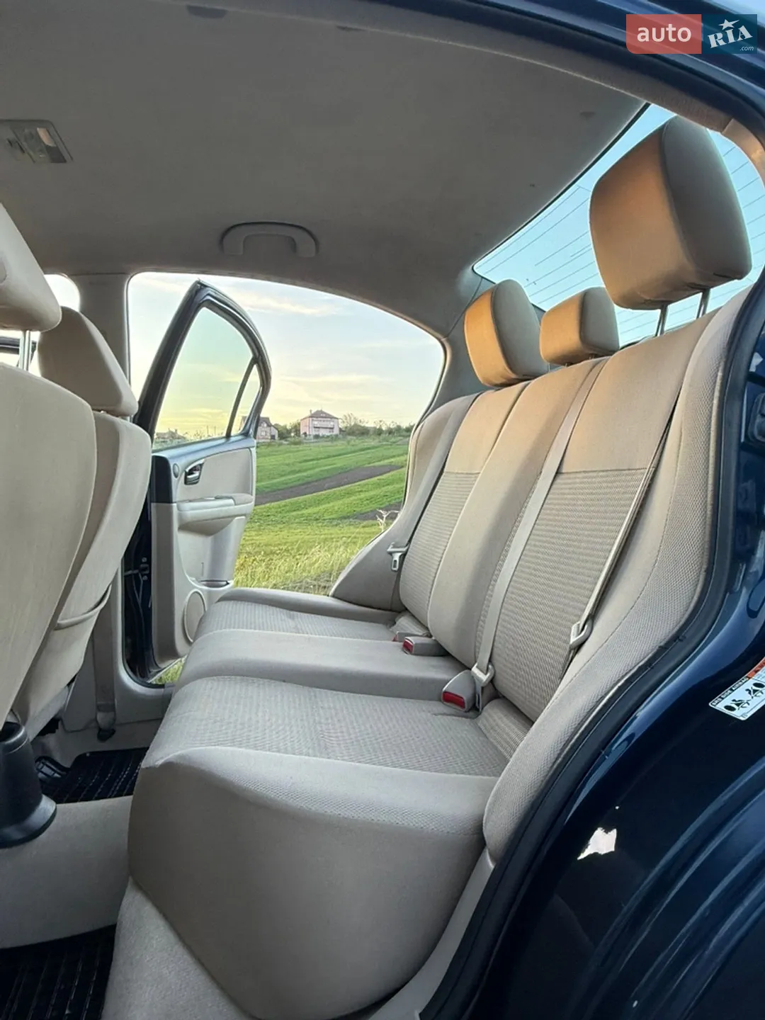2010 Suzuki SX4 - мініатюра 24