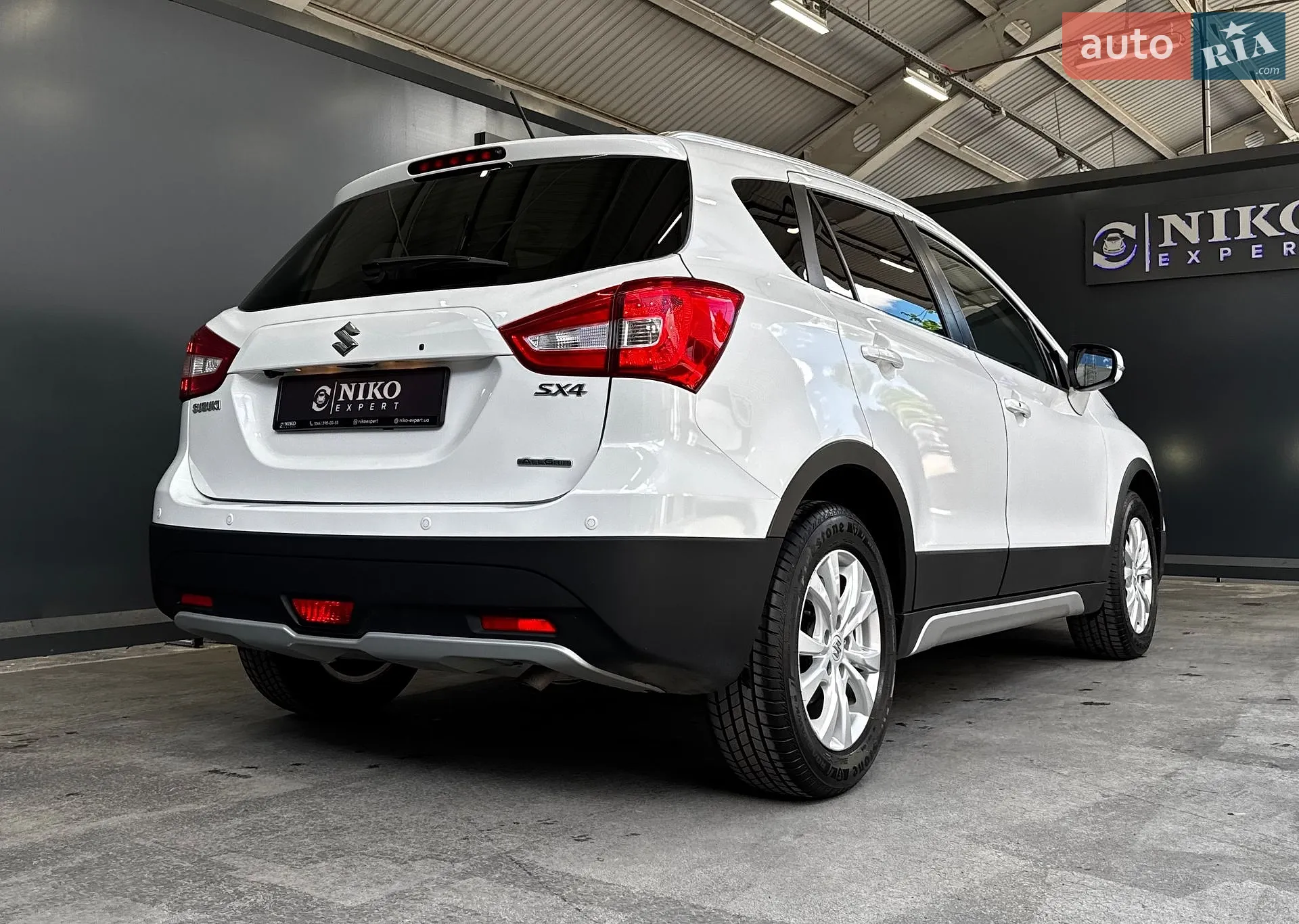 2017 Suzuki SX4 - мініатюра 15