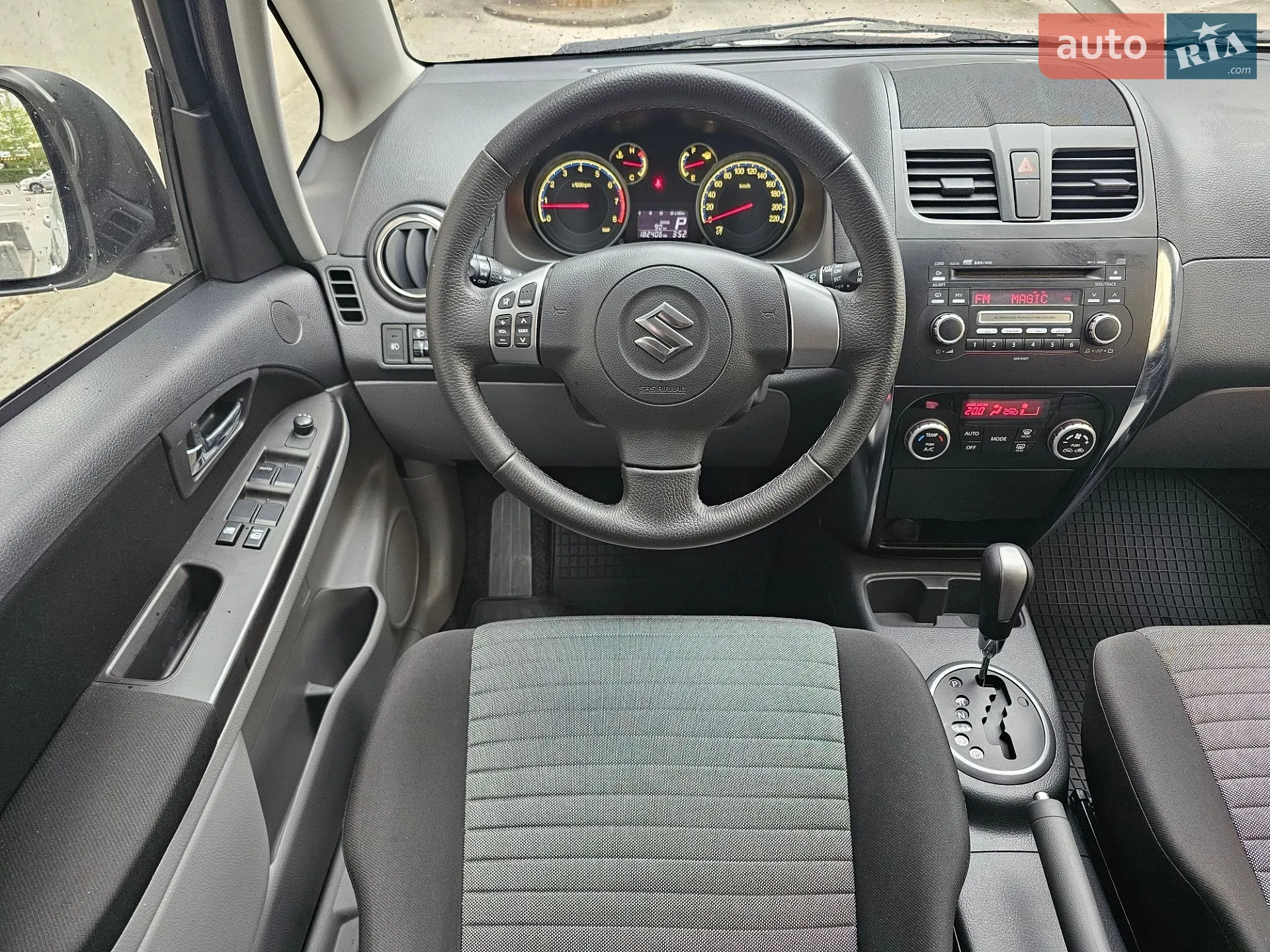 2011 Suzuki SX4 - мініатюра 20
