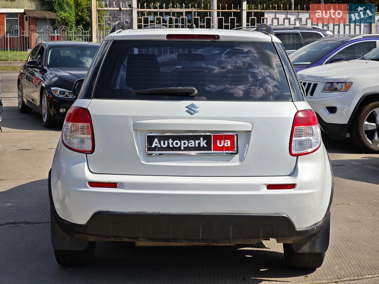 2011 Suzuki SX4 - мініатюра 9