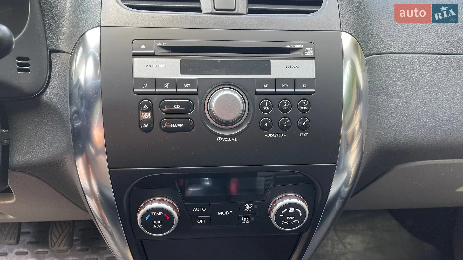 2013 Suzuki SX4 - мініатюра 22