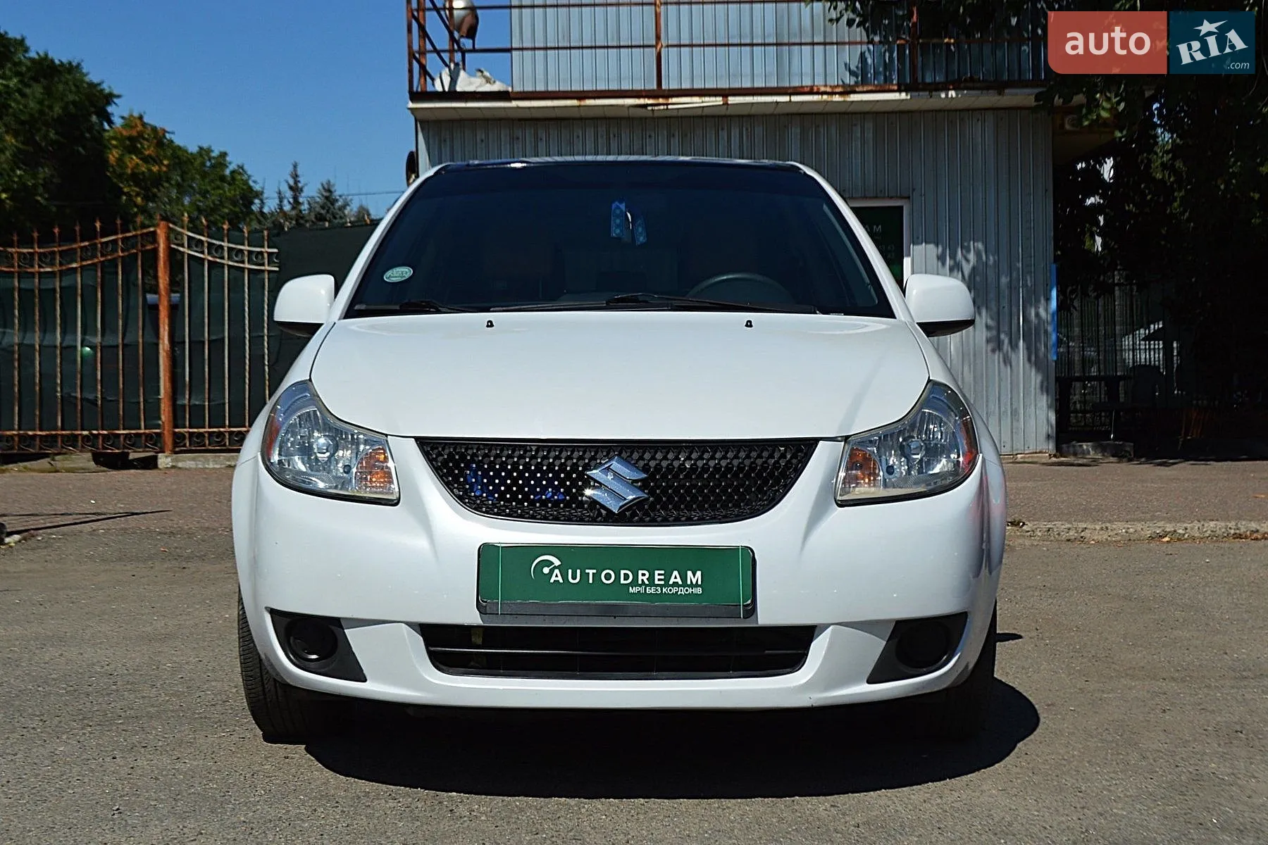 2011 Suzuki SX4 - мініатюра 2
