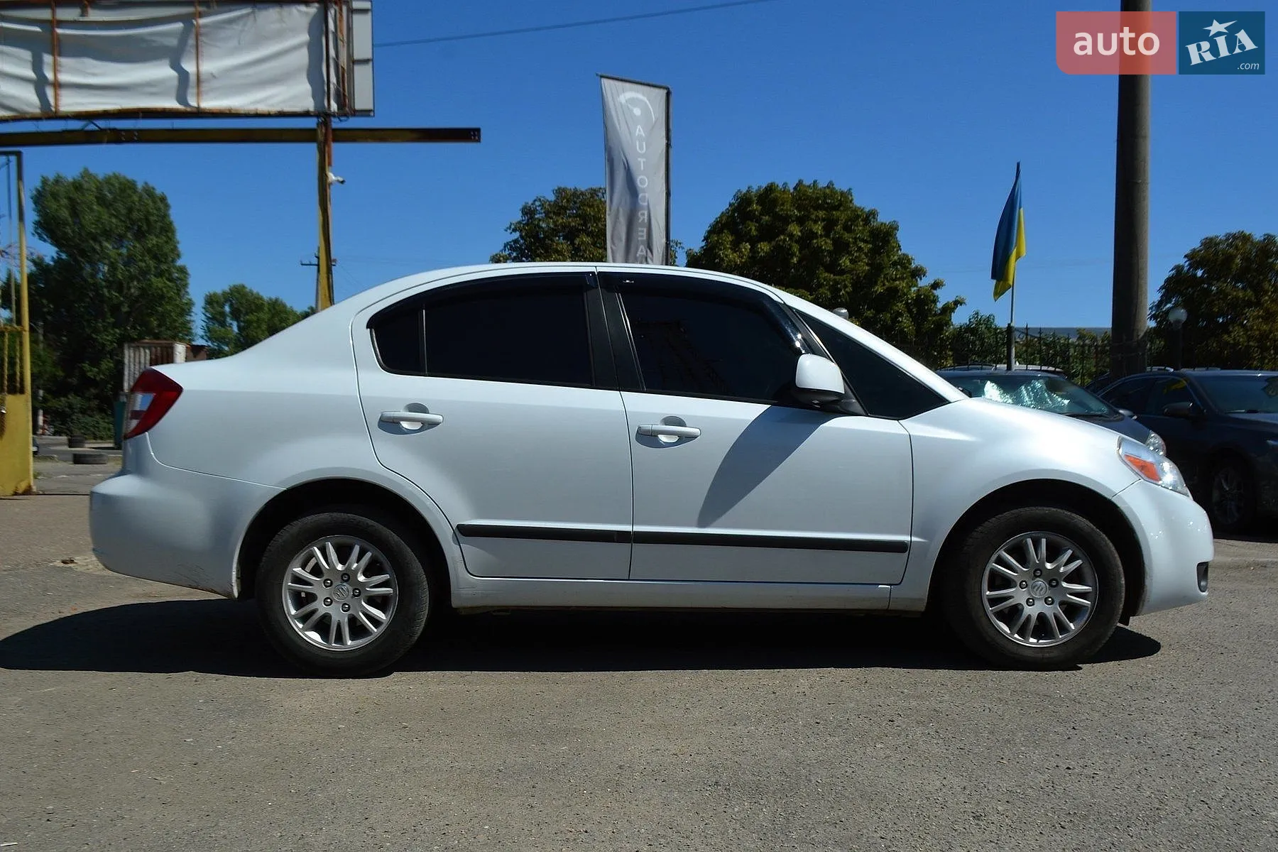 2011 Suzuki SX4 - мініатюра 5