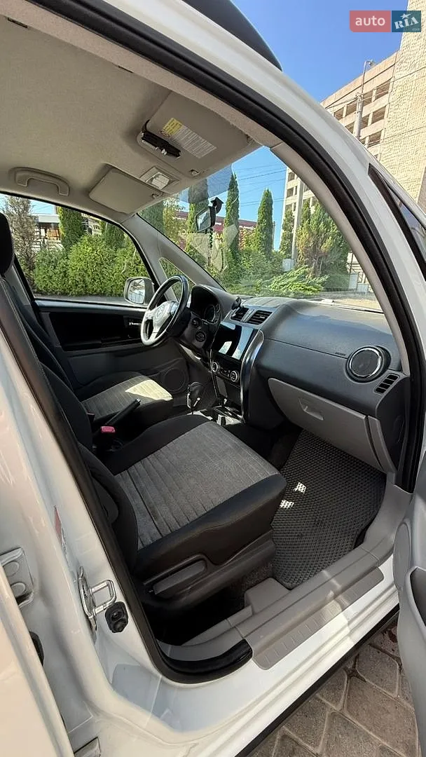 2012 Suzuki SX4 - мініатюра 21