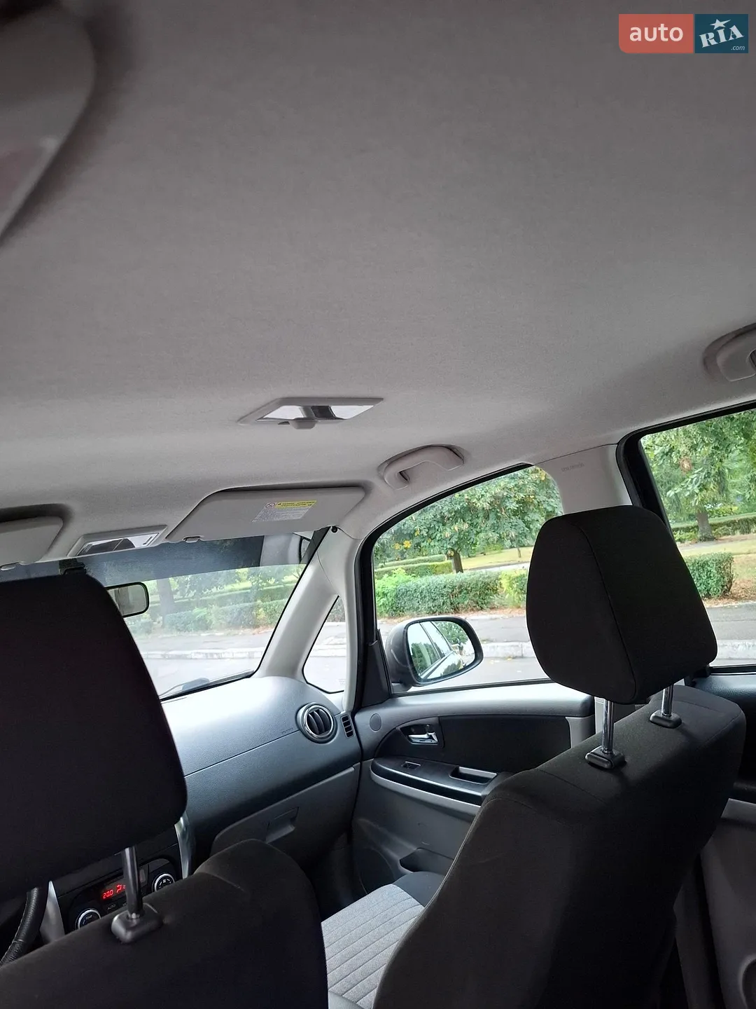 2012 Suzuki SX4 - мініатюра 24