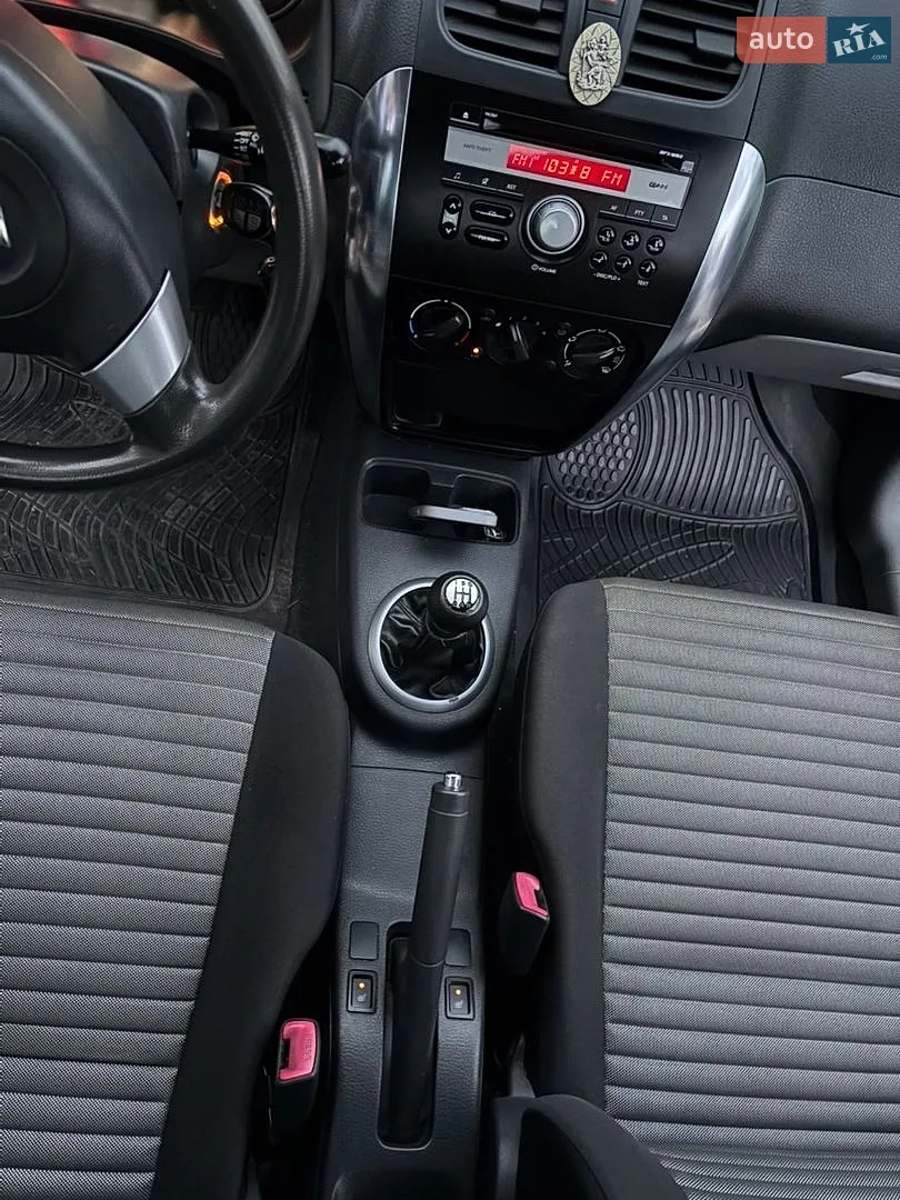 2012 Suzuki SX4 - мініатюра 9