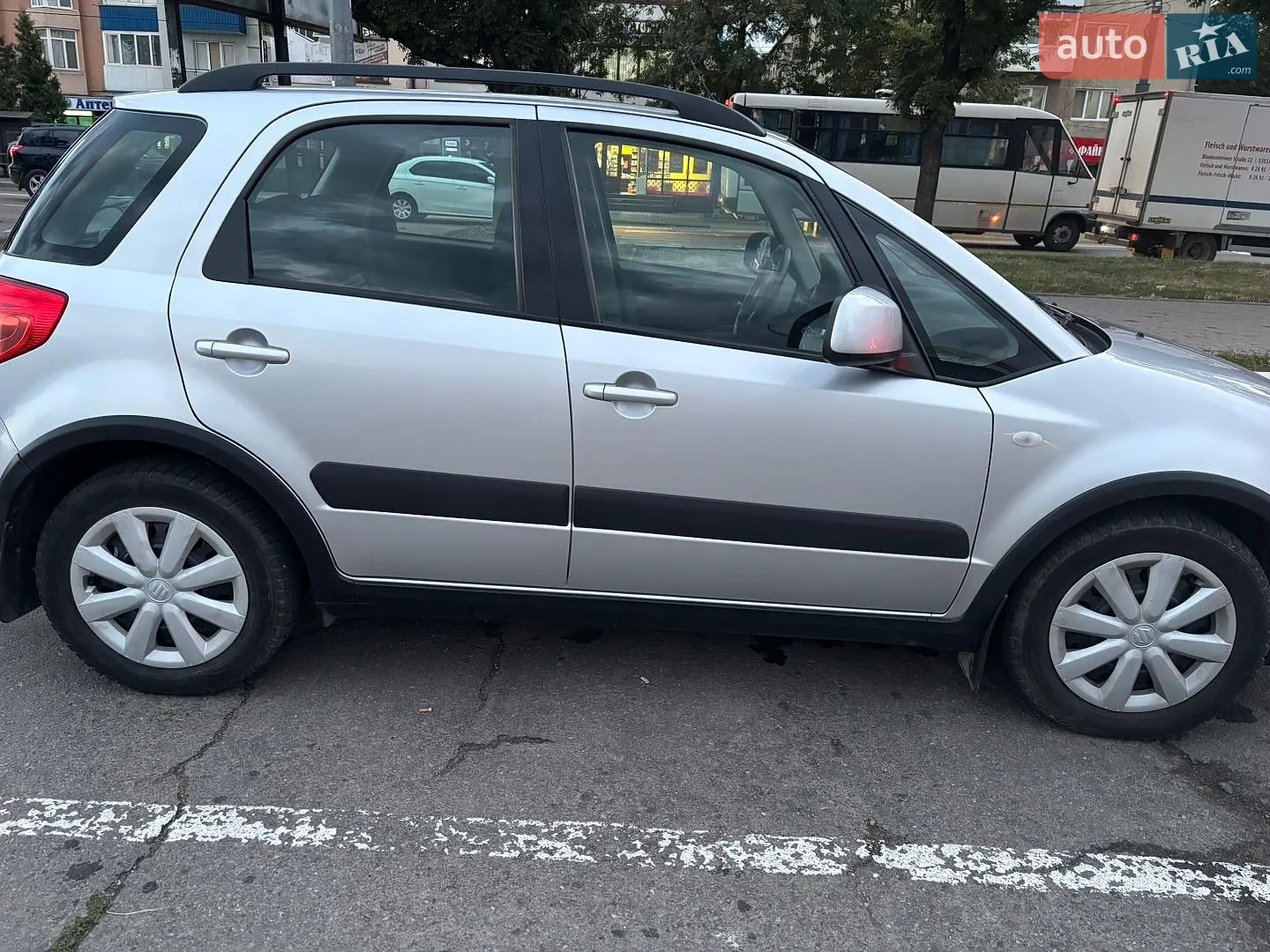 2012 Suzuki SX4 - мініатюра 3