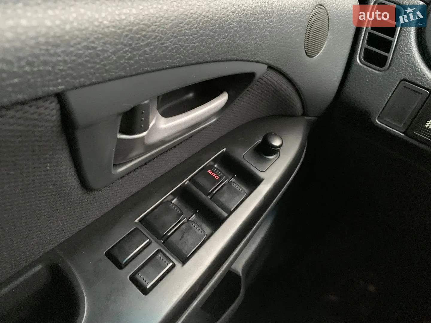 2012 Suzuki SX4 - мініатюра 17