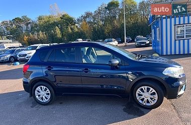 Внедорожник / Кроссовер Suzuki SX4 2019 в Львове