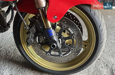 Спортбайк Suzuki TL 1000S 2000 в 